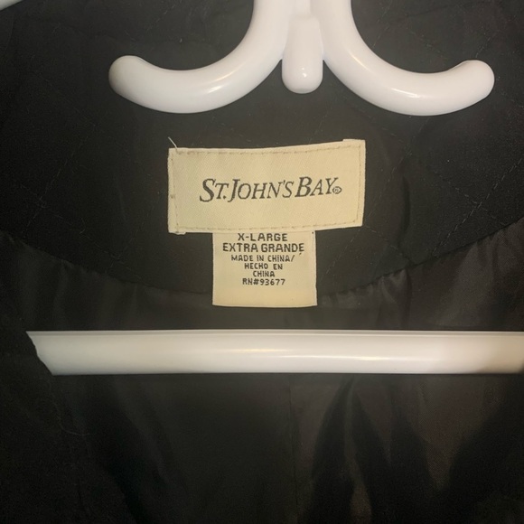 St. John’s Bay Women’s Black Quilted Lined Detailed Jacket,  Size XL - Picture 3 of 7
